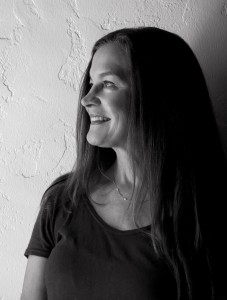 Tracy Robert_author.