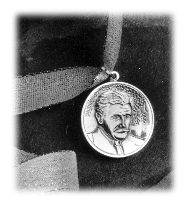 Closeup shot of Faulkner Medal Fade